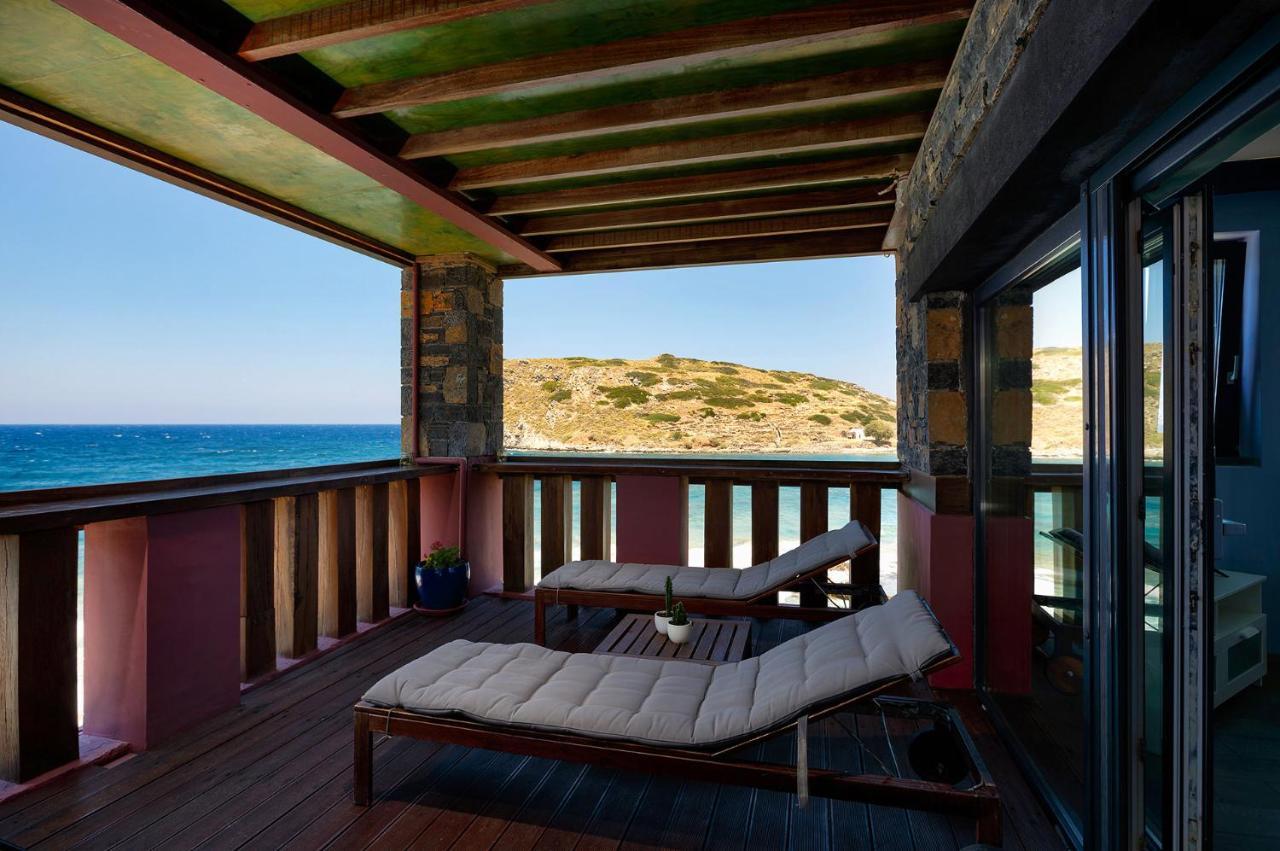 Menelaos Penthouse Apartmán *